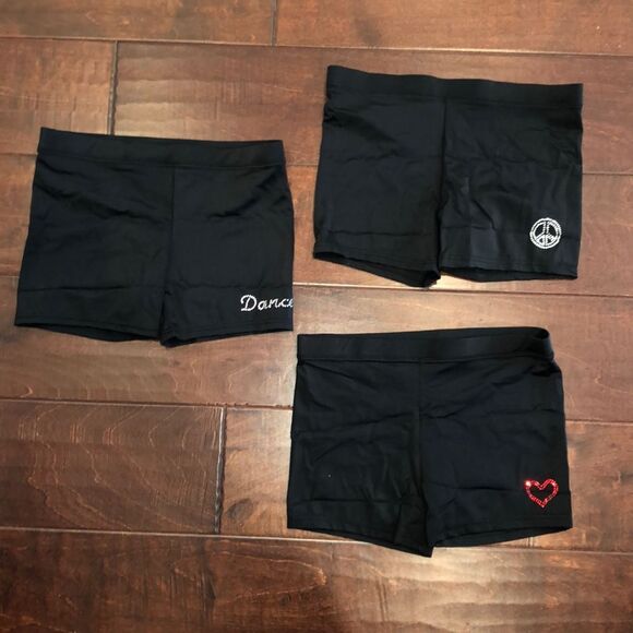 Black sports shorts - Picture 5 of 10